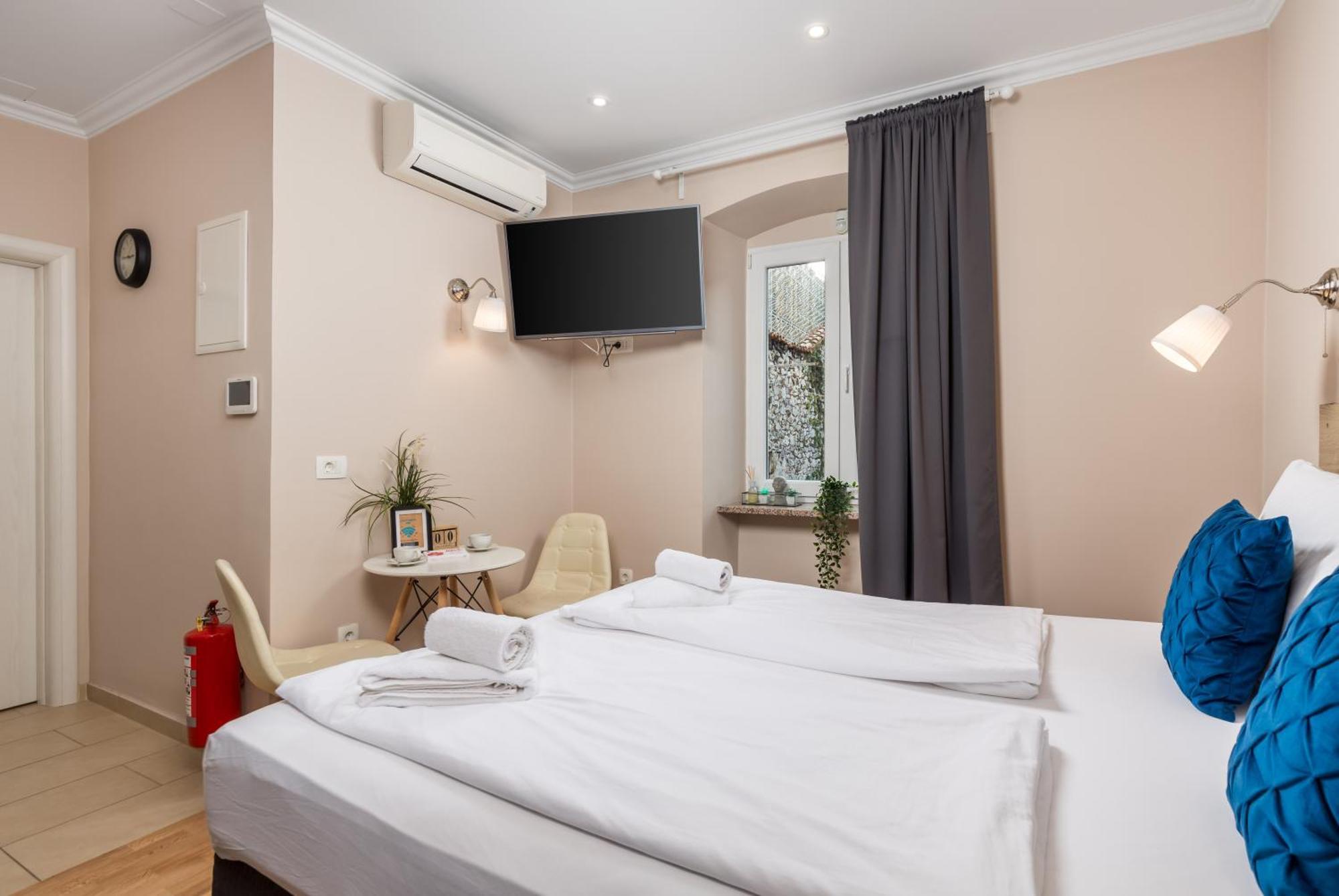Apartments Neo ริเยกา ภายนอก รูปภาพ