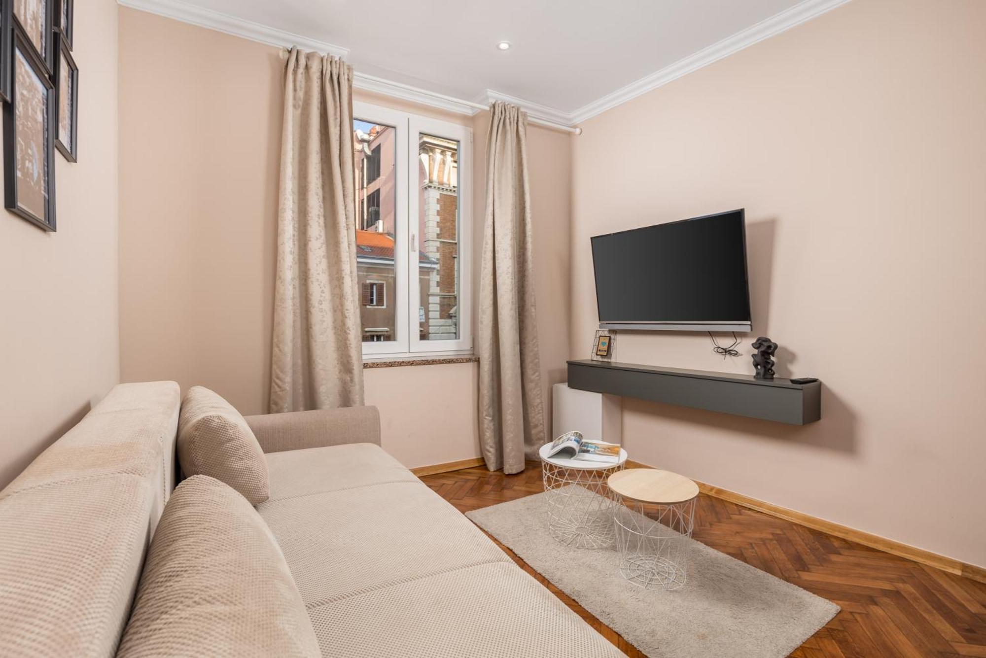 Apartments Neo ริเยกา ภายนอก รูปภาพ