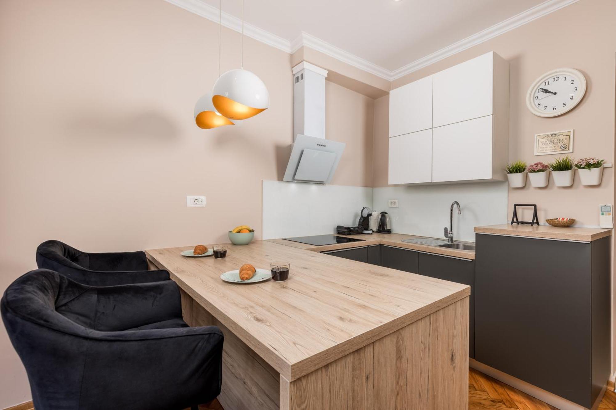 Apartments Neo ริเยกา ภายนอก รูปภาพ